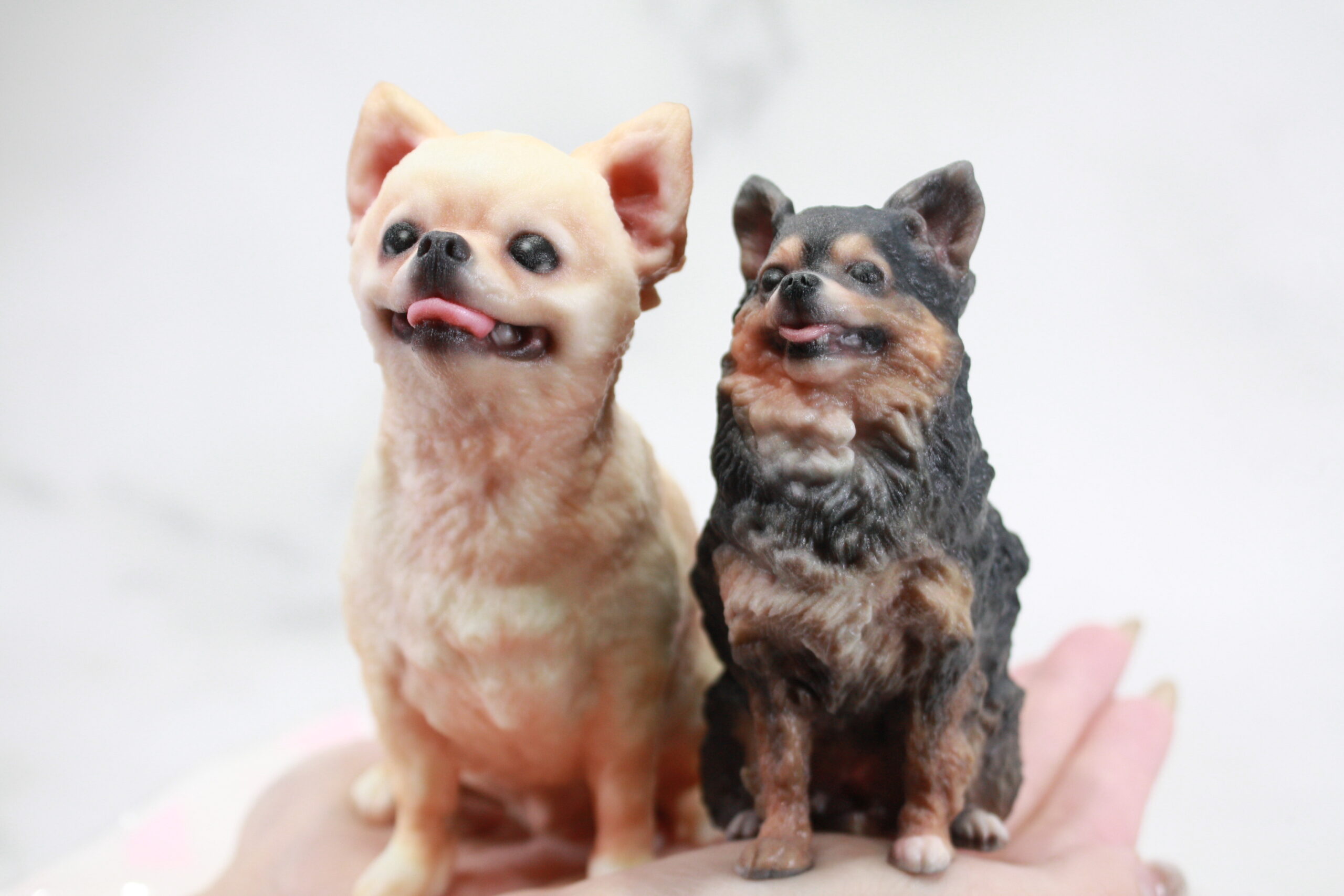 2体のチワワのうちのこフィギュア